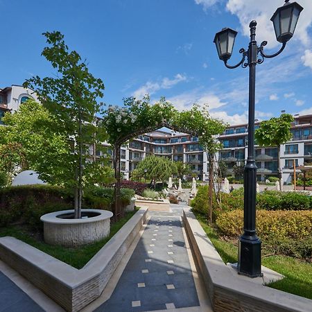 Boutique Rose Gardens Pomorie Aparthotel Bagian luar foto
