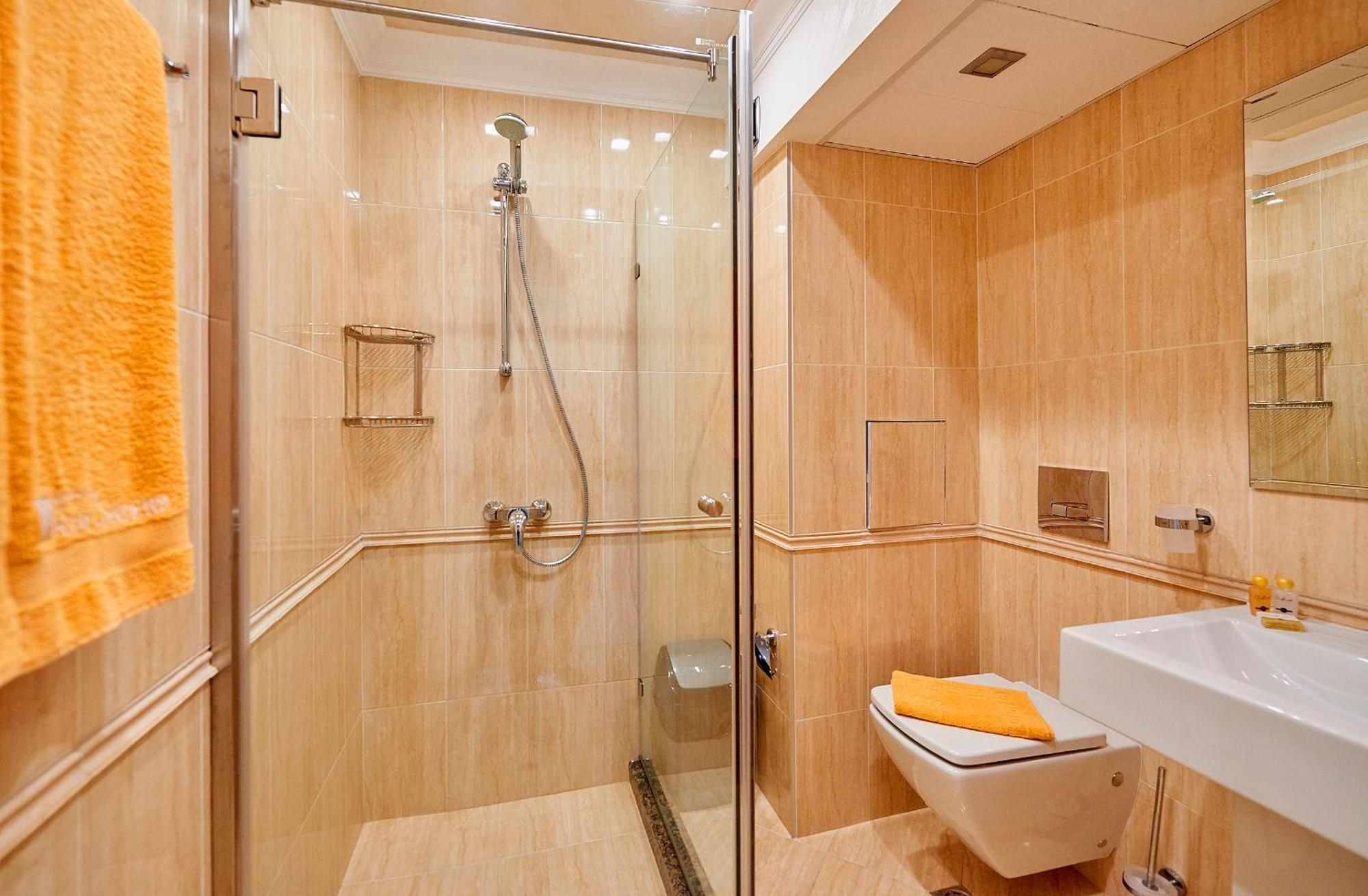 Boutique Rose Gardens Pomorie Aparthotel Bagian luar foto